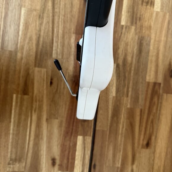 Guitar Hero Guitar Playstation 2 PS2 Wireless White No Dongle 95025 Not Tested - Picture 14 of 16